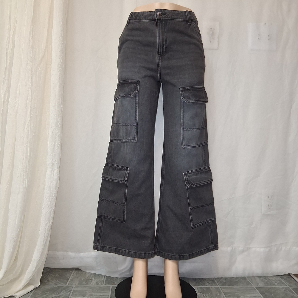 H&M Divided New Women Black and Gray Denim Jeans Size 4 Made In Bangladesh - Picture 2 of 16
